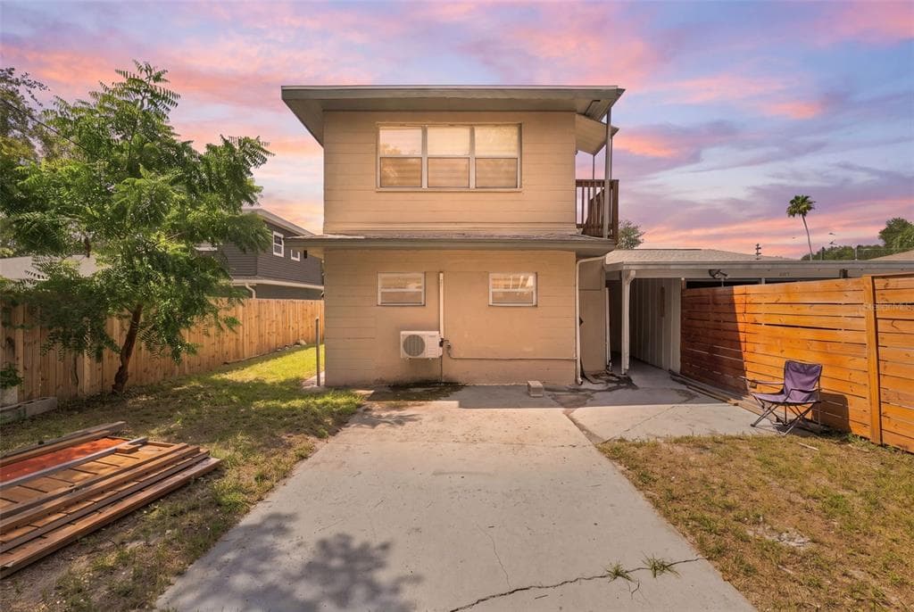 6027 1ST AVENUE N UNIT B ST PETERSBURG, FL 33710