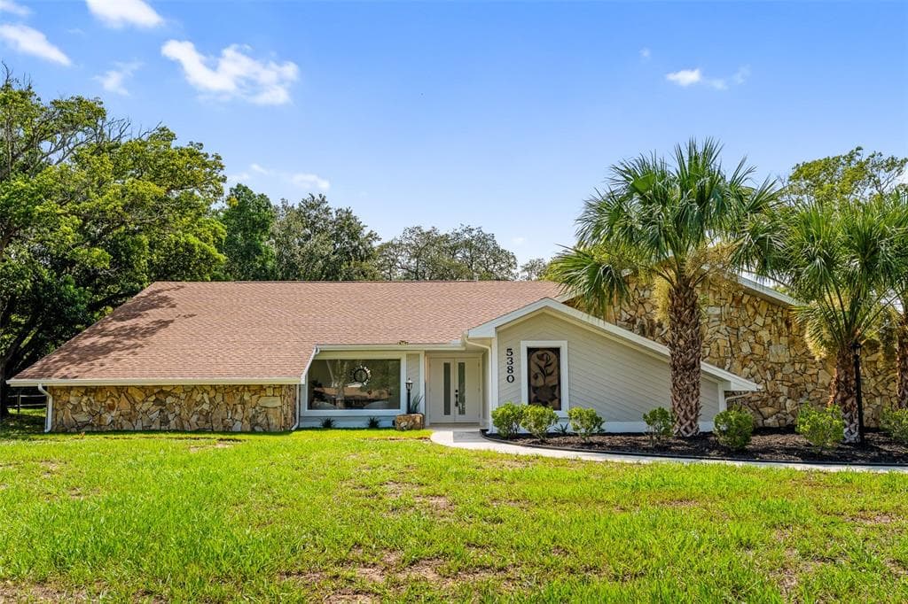 5380 PATRICIA PLACE WEEKI WACHEE, FL 34607