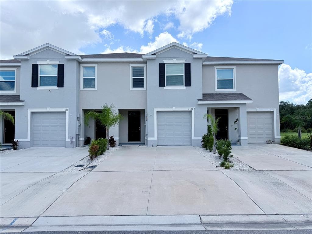 1387 COLT CREEK PLACE WESLEY CHAPEL, FL 33543