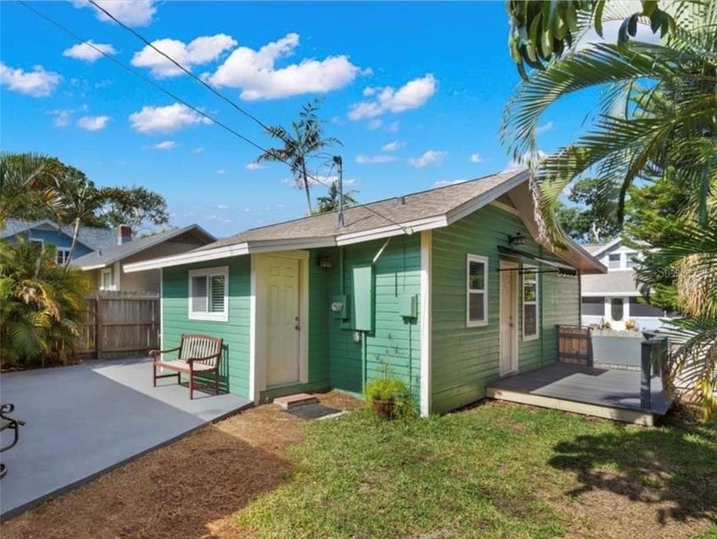 1035 6TH STREET N ST PETERSBURG, FL 33701