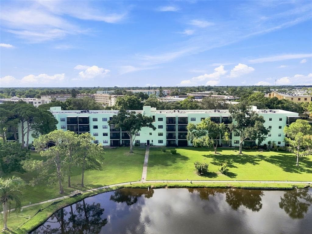 5920 80TH STREET N UNIT 310 ST PETERSBURG, FL 33709