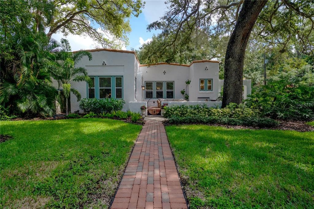 3401 W GRANADA STREET TAMPA, FL 33629