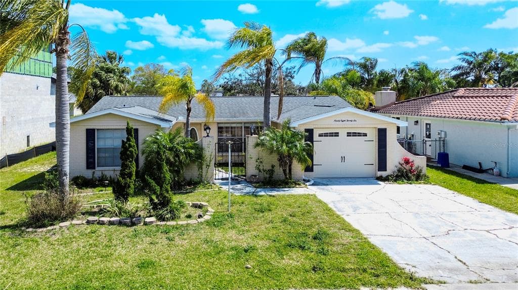 9826 ISLAND HARBOR DRIVE PORT RICHEY, FL 34668