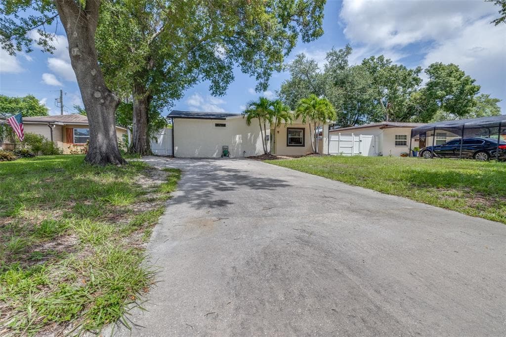 729 88TH AVENUE N ST PETERSBURG, FL 33702
