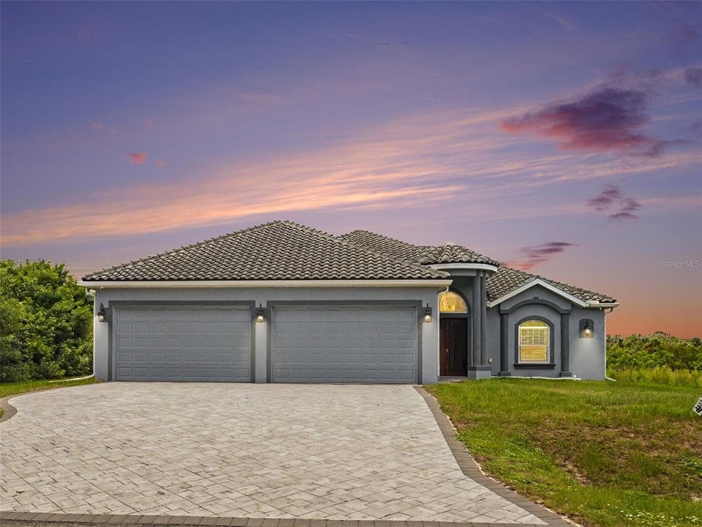 2761 NEWMAN DRIVE NORTH PORT, FL 34288