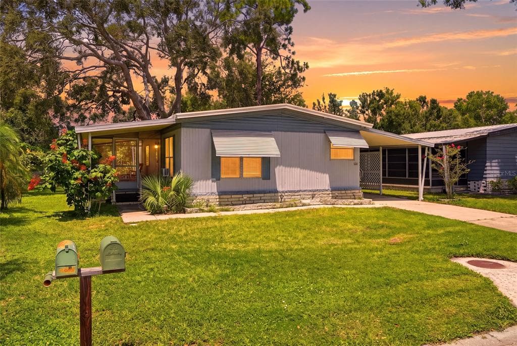 8819 SHELDON WEST DRIVE TAMPA, FL 33626