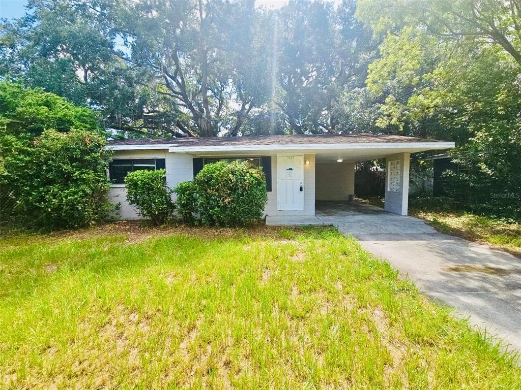 1427 PLEASANT PLACE LAKELAND, FL 33801