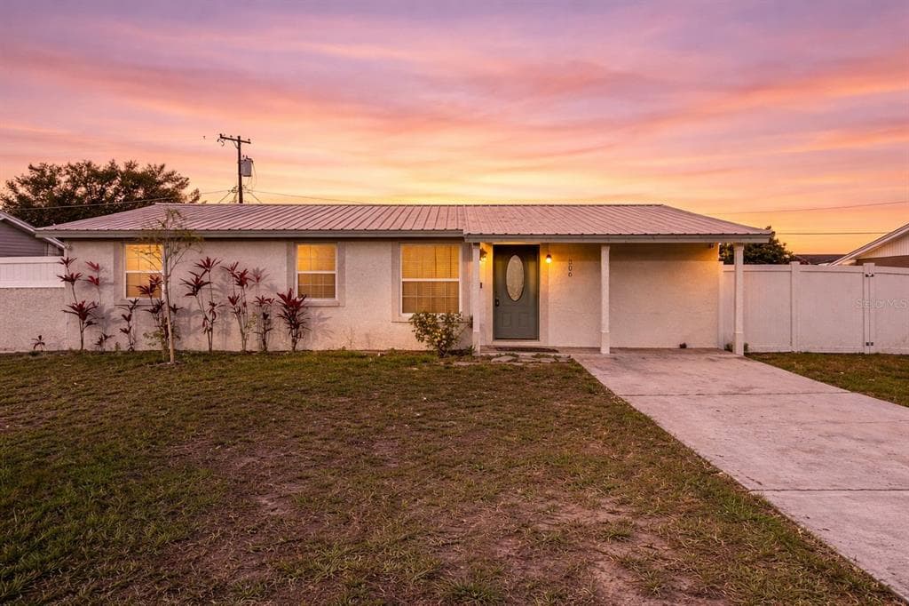 306 FLAMINGO DRIVE APOLLO BEACH, FL 33572