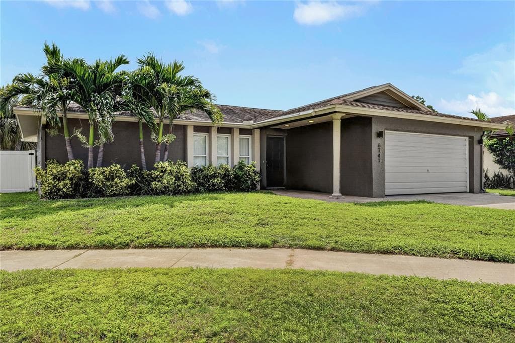 6747 DEER POND LANE N PINELLAS PARK, FL 33781