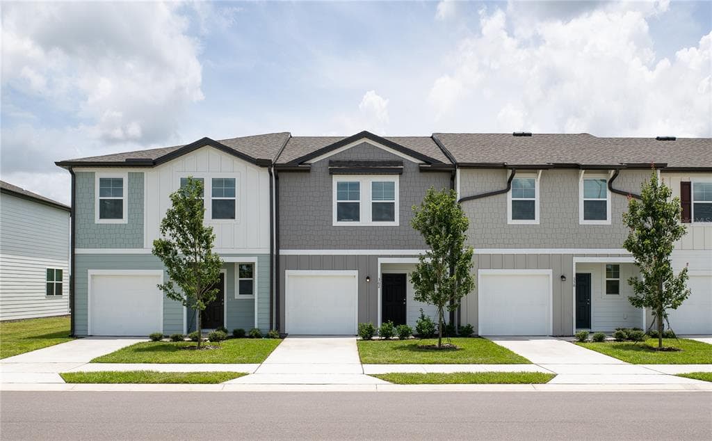 3689 SPIRE DRIVE DAVENPORT, FL 33837