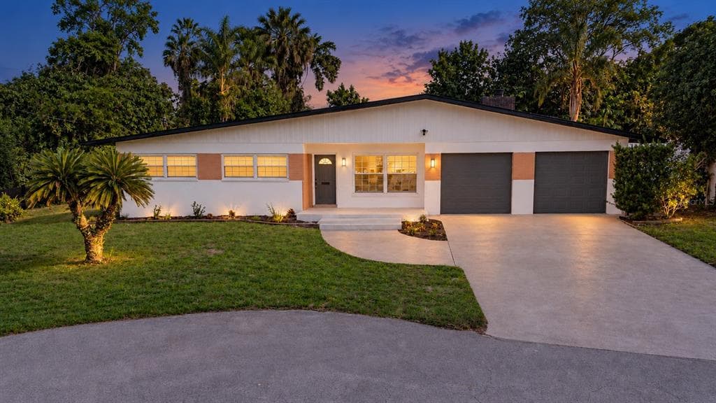 5627 OAKLAND DRIVE