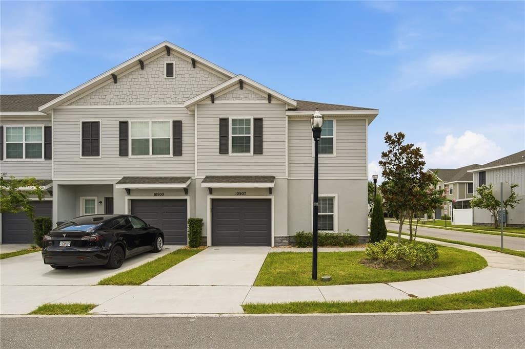 10907 QUICKWATER COURT RIVERVIEW, FL 33569