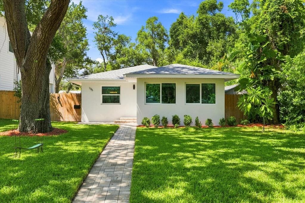 135 24TH AVENUE SE ST PETERSBURG, FL 33705
