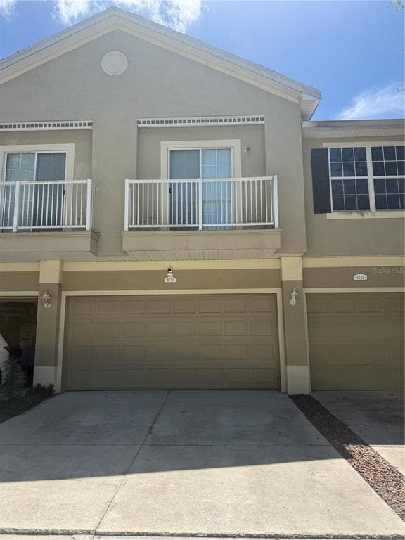 6730 EAGLE FEATHER DRIVE RIVERVIEW, FL 33578