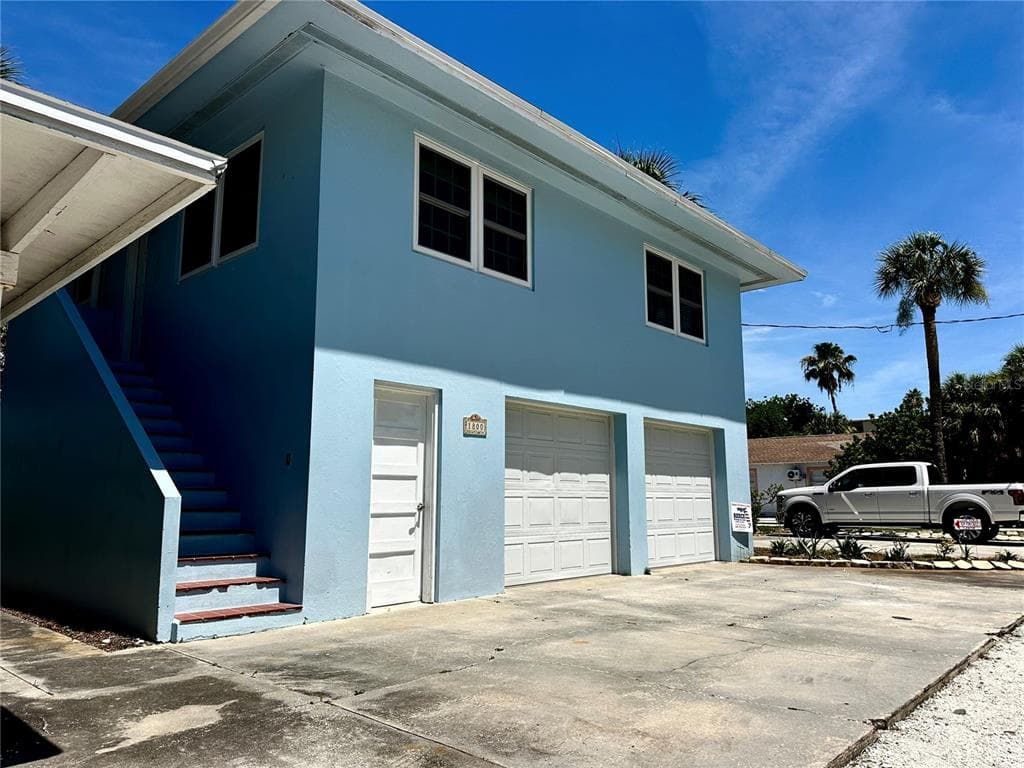 1800 PASS-A-GRILLE WAY UNIT 5 ST PETE BEACH, FL 33706