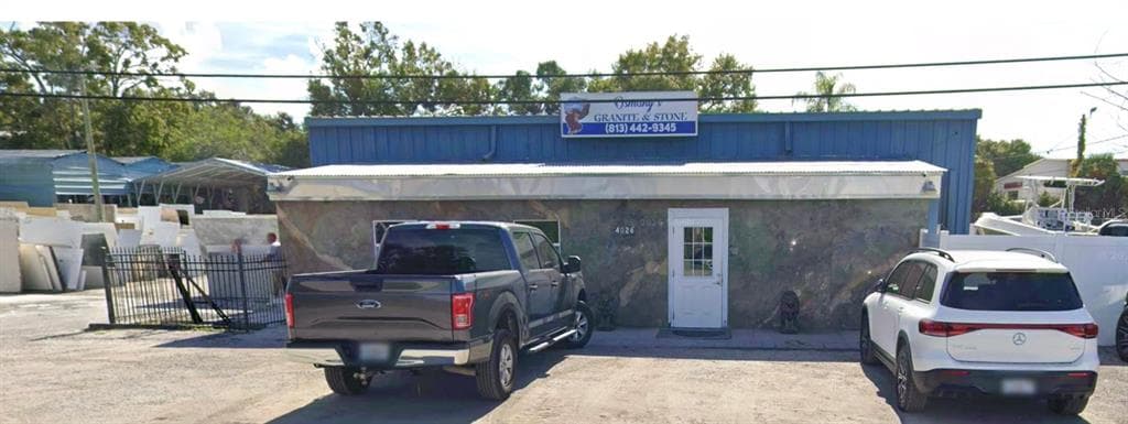 4024 & 4026 W CREST AVENUE TAMPA, FL 33614