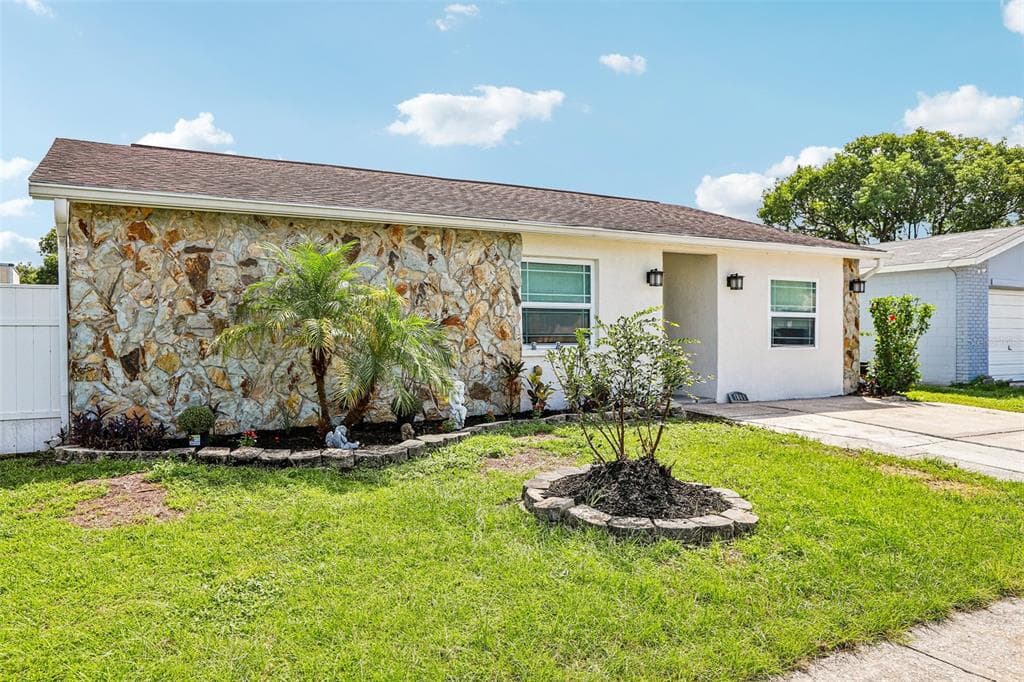 1009 COOLWOOD PLACE BRANDON, FL 33511