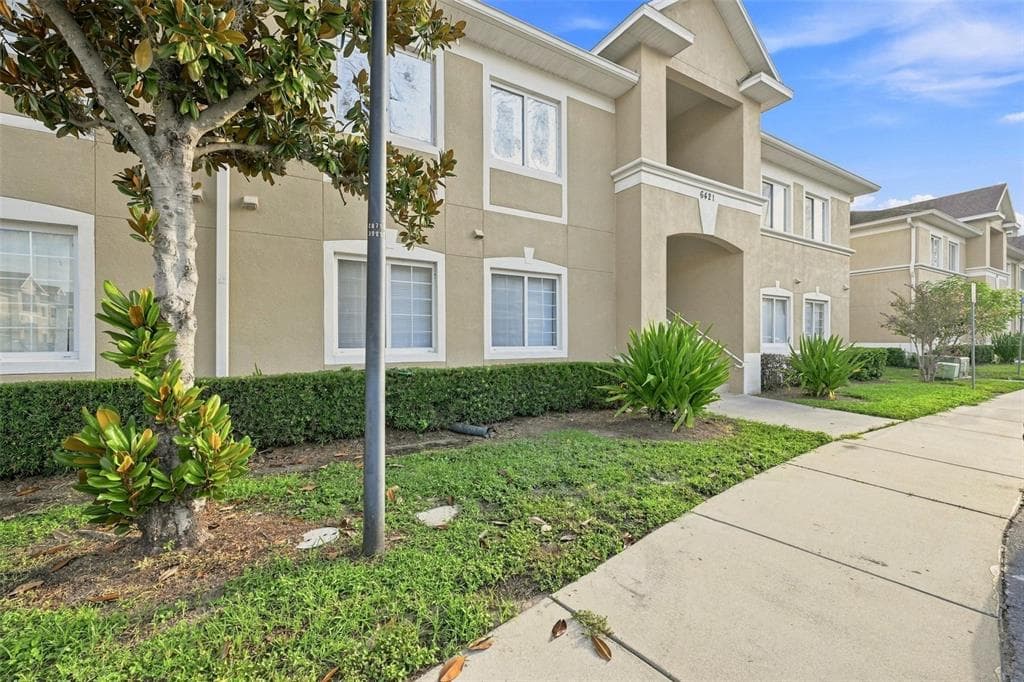 6421 CYPRESSDALE DRIVE UNIT 101