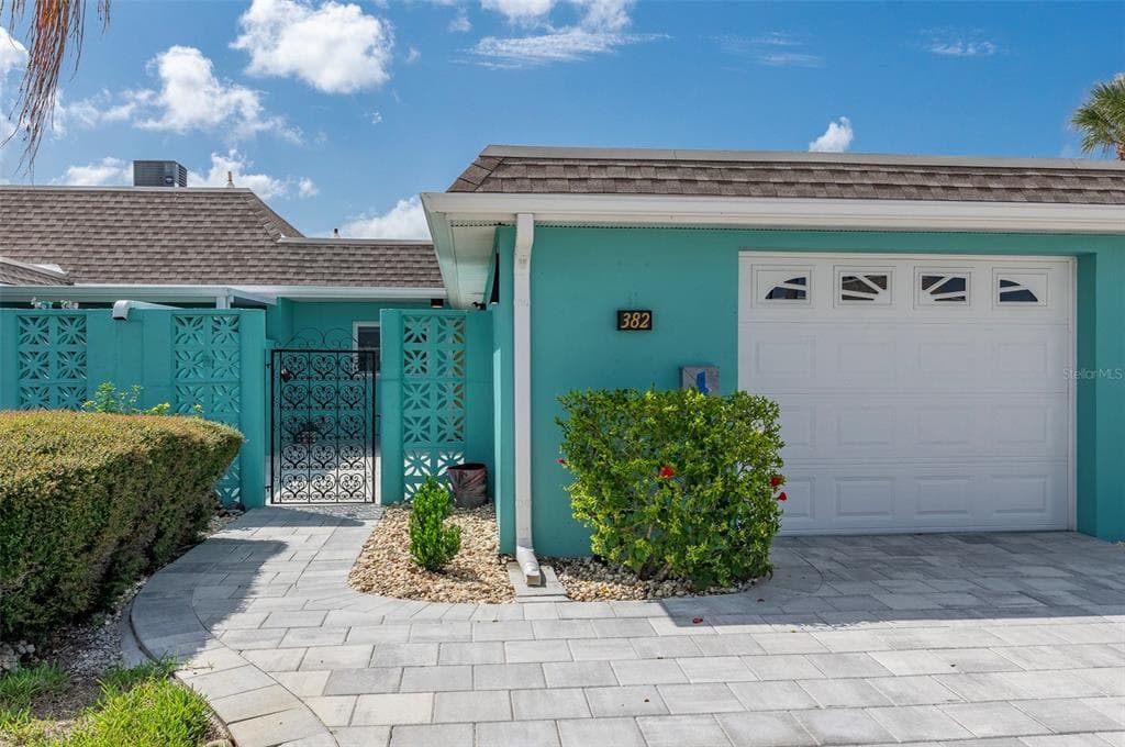 382 BOCA CIEGA POINT BOULEVARD S ST PETERSBURG, FL 33708