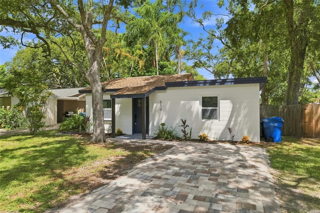 510 3RD AVENUE NE LARGO, FL 33770