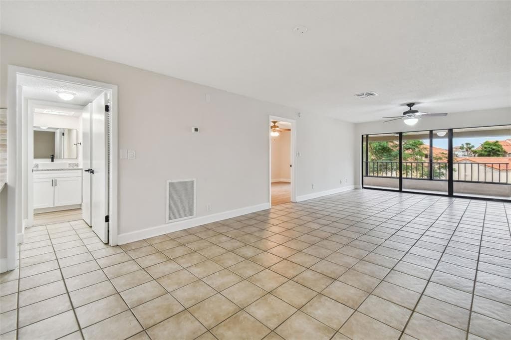 4800 BRITTANY DRIVE S UNIT 102 ST PETERSBURG, FL 33715