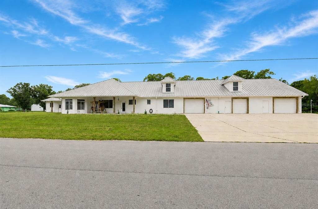 837 LILY STREET SEBRING, FL 33875