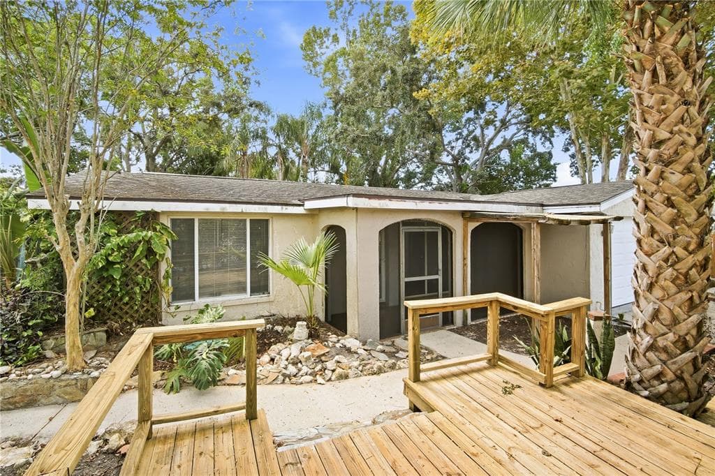 7634 FOX HOLLOW DRIVE PORT RICHEY, FL 34668
