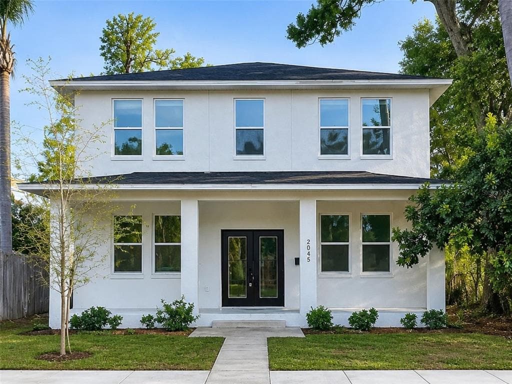 2045 27TH AVENUE N ST PETERSBURG, FL 33713