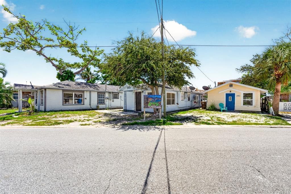 249 BOCA CIEGA DRIVE MADEIRA BEACH, FL 33708