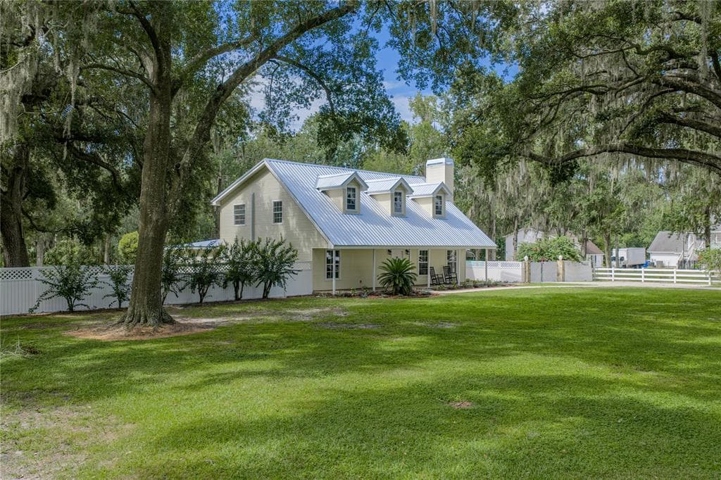 3501 E TRAPNELL ROAD PLANT CITY, FL 33566