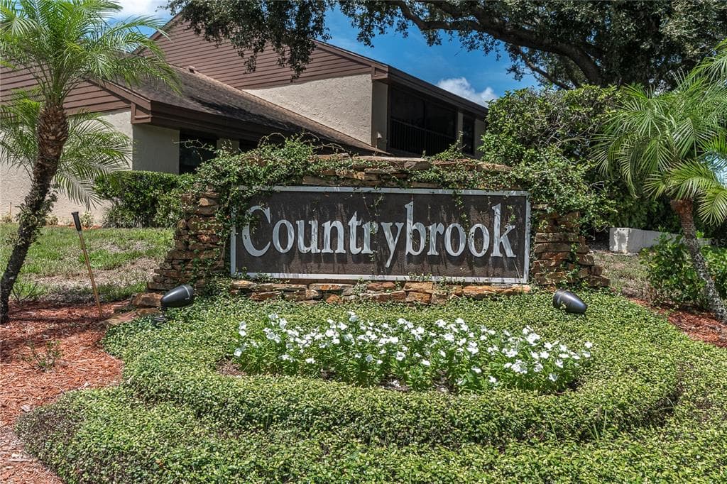 2866 COUNTRYBROOK DRIVE UNIT 12 PALM HARBOR, FL 34684