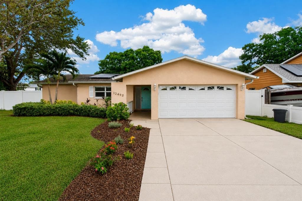 12499 82ND TERRACE SEMINOLE, FL 33772