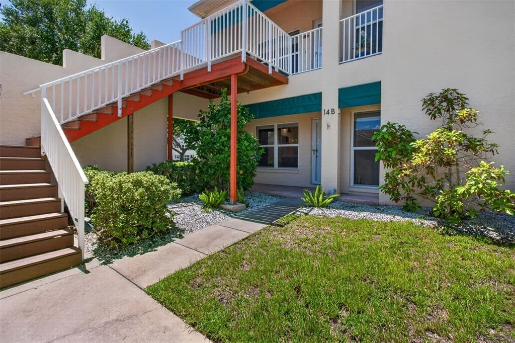 6330 99TH WAY N UNIT 14B ST PETERSBURG, FL 33708
