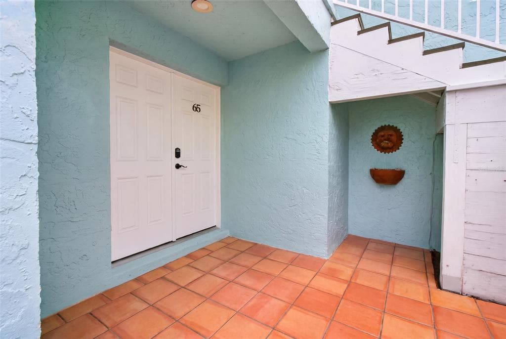 1 WINDRUSH BOULEVARD UNIT 65