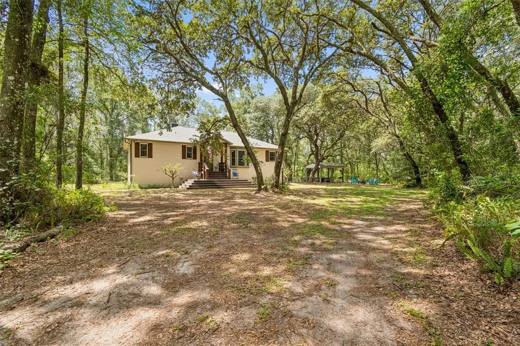 21835 VALHALLA WAY DADE CITY, FL 33523