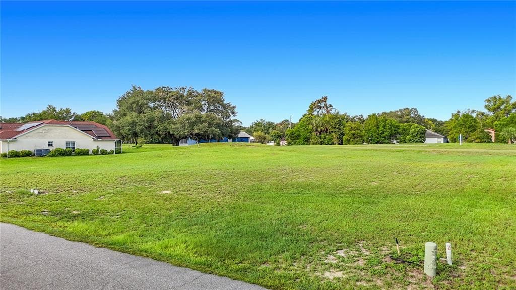 5401 BOXTREE COURT DADE CITY, FL 33523