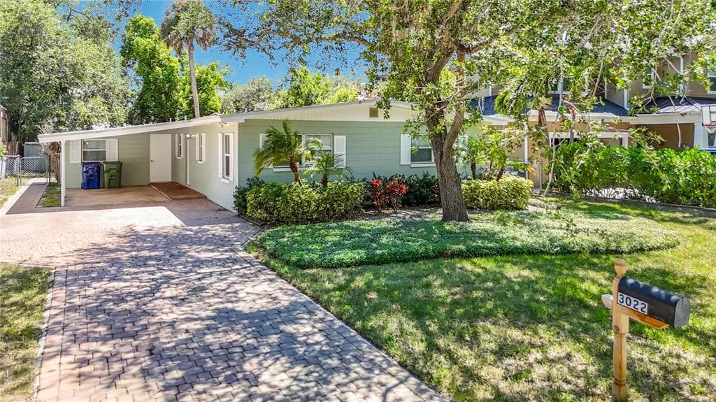 3022 W FAIR OAKS AVENUE TAMPA, FL 33611