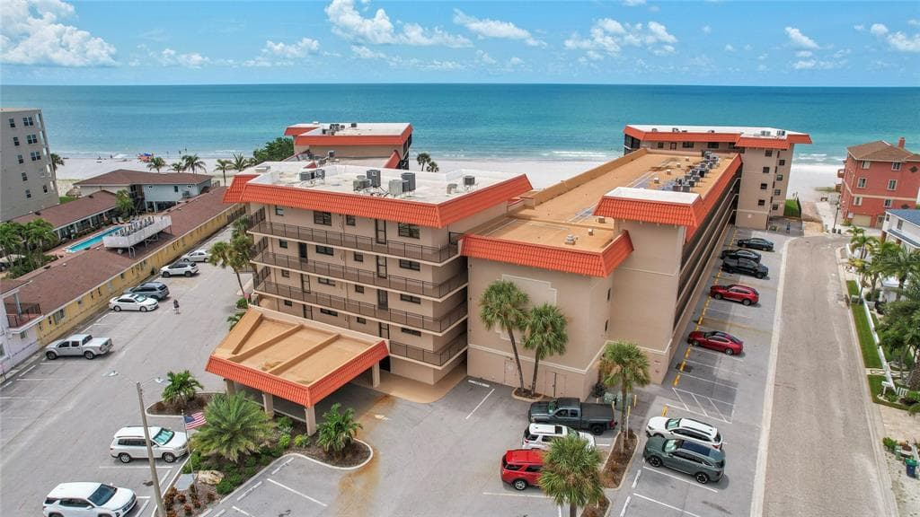17580 GULF BOULEVARD UNIT 115 REDINGTON SHORES, FL 33708
