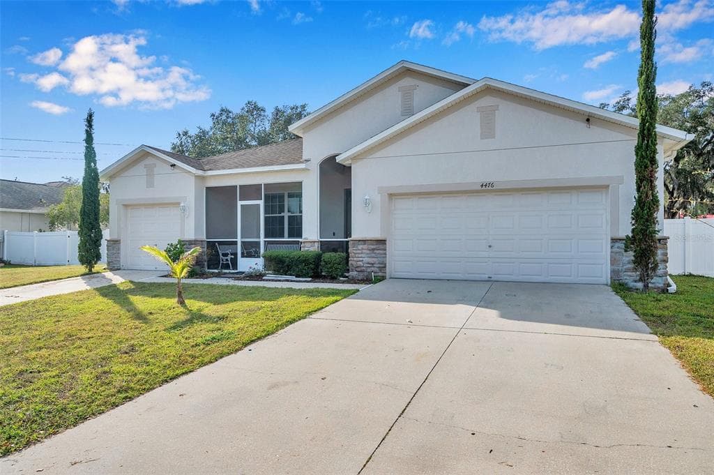 4476 CREEKSIDE DRIVE