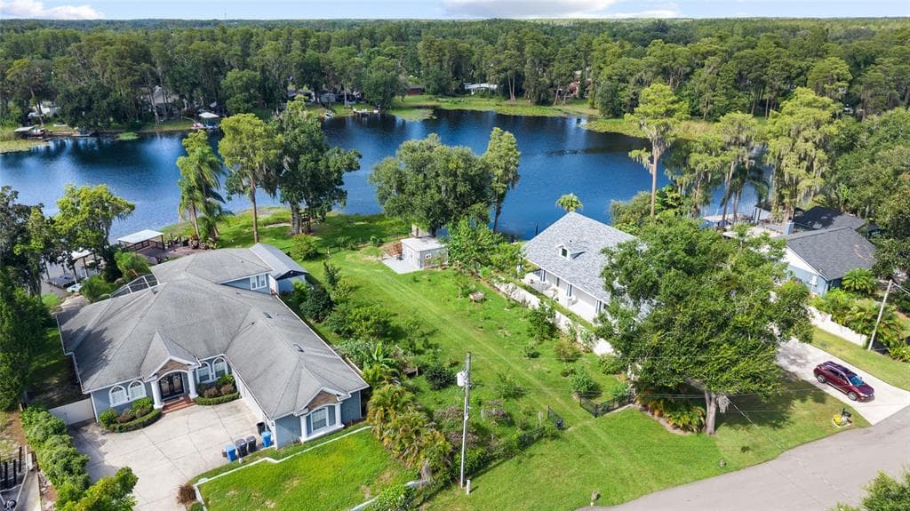 15916 WILLOWDALE ROAD TAMPA, FL 33625