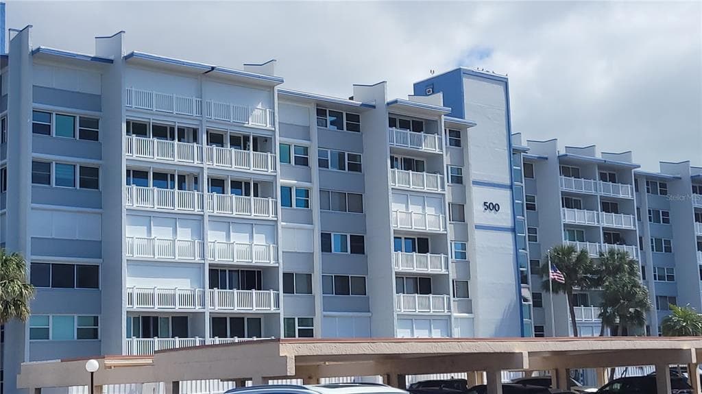 500 TREASURE ISLAND CAUSEWAY UNIT 502 TREASURE ISLAND, FL 33706