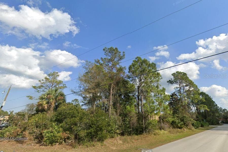 2 SECRETARY TRAIL PALM COAST, FL 32164