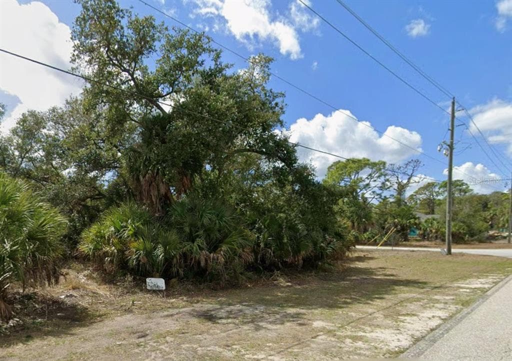15507 CHAMBERLAIN STREET PORT CHARLOTTE, FL 33953