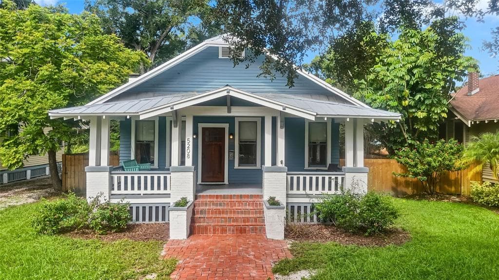 5208 N CENTRAL AVENUE TAMPA, FL 33603