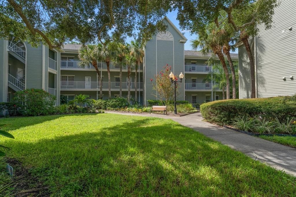 330 PROMENADE DRIVE UNIT 206 DUNEDIN, FL 34698