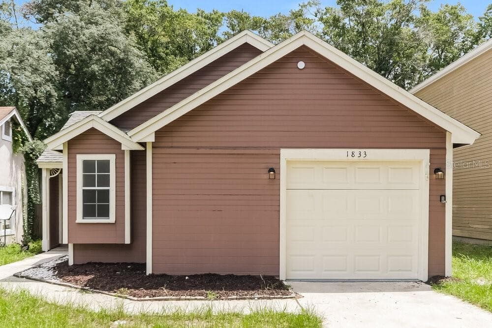 1833 IROQUOIS DRIVE APOPKA, FL 32703