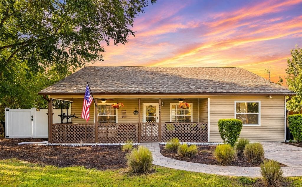 7484 SUSQUEHANNA TRAIL SPRING HILL, FL 34606