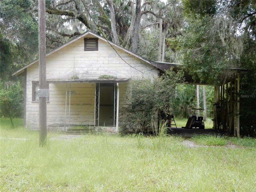 38006 CENTRAL AVENUE ZEPHYRHILLS, FL 33540