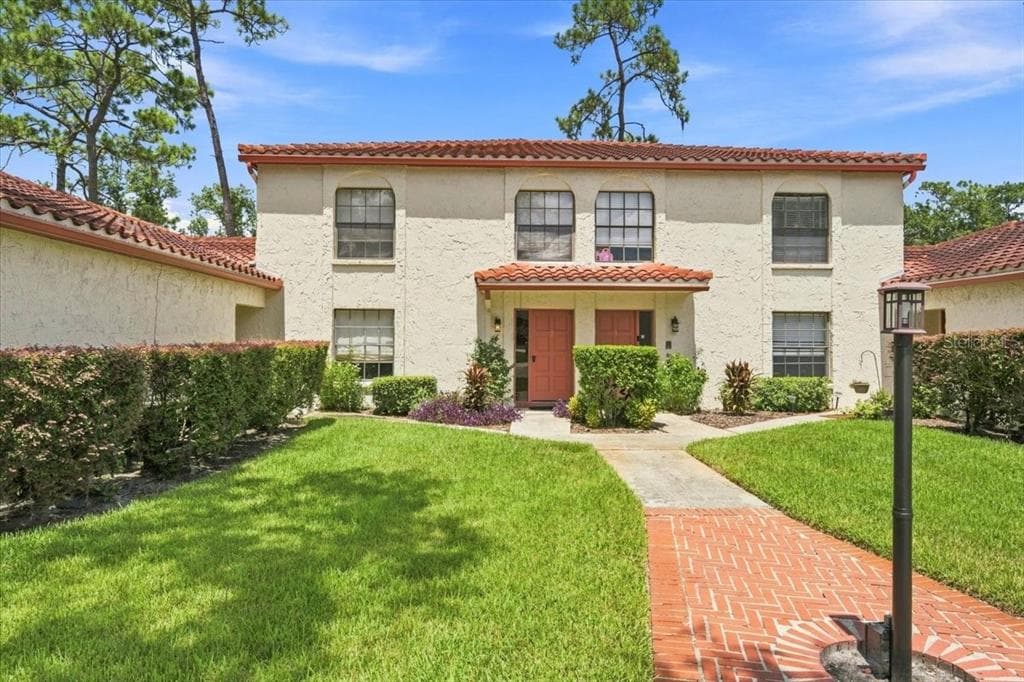 5444 SADDLEBROOK WAY UNIT 2 WESLEY CHAPEL, FL 33543
