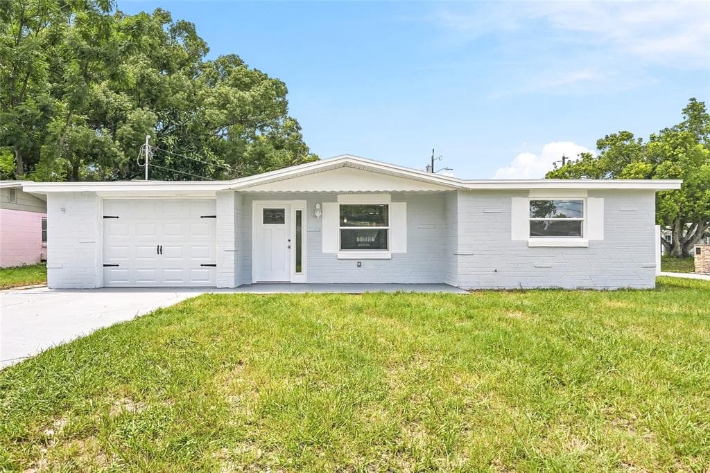 4243 DAY DRIVE NEW PORT RICHEY, FL 34652